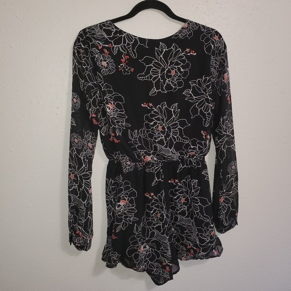 ASTR romper - Picture 3 of 5